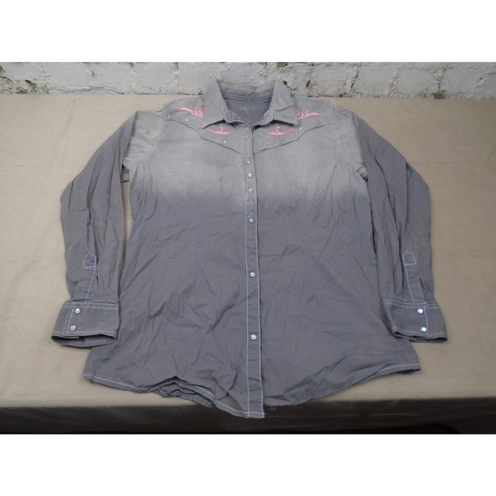 Wrangler Rock 47 Shirt Women XL Gray Pink Embroiderd Pearl Snaps Gaucho Rodeo